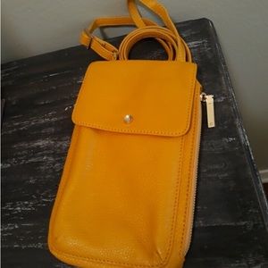 GILLI brand purse